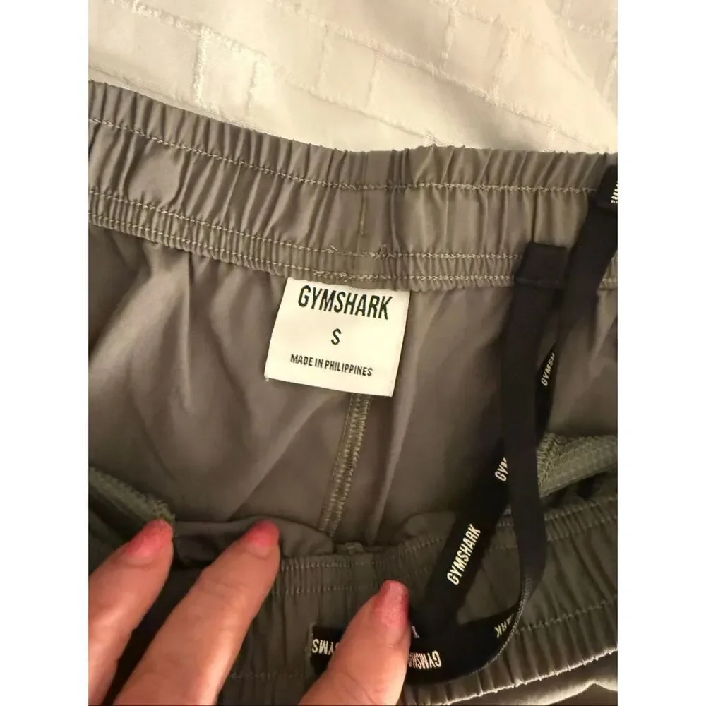 Gymshark Taupe Gray Training Shorts Athletic Performance Gym Activewear SZ M